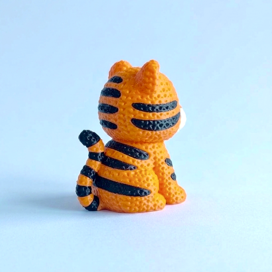 3D Printed Desk Buddy | Knitted Tiger